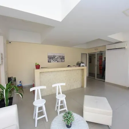 Gp Luxury Ctg Apartment *